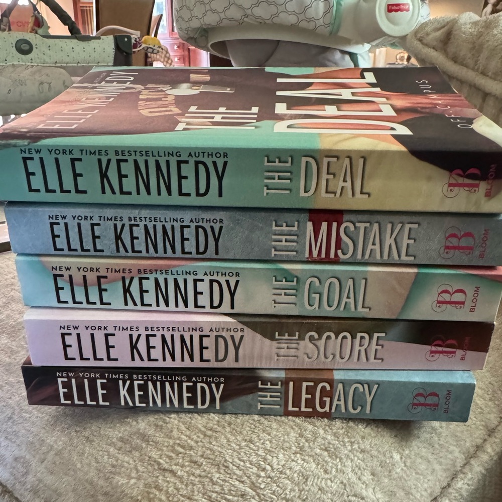 Elle Kennedy Off Campus series